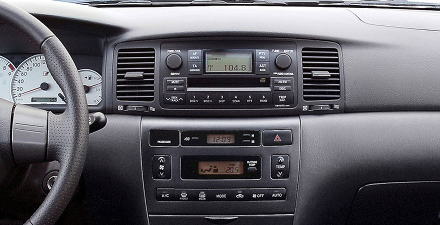 Toyota Corolla E12 1 DIN rádió keret