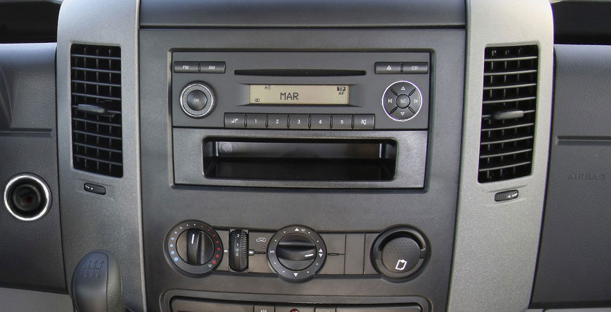 Volkswagen Crafter 1 DIN (2006-)